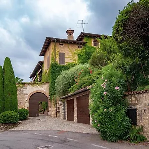 Bed & Breakfast Torre De Salis