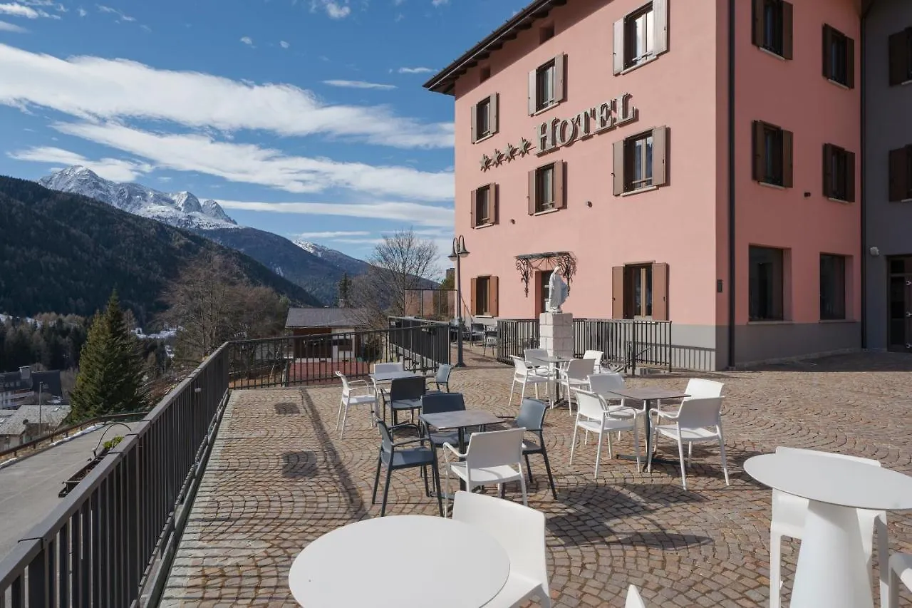 Hotel Garni Cristallo Ponte Di Legno