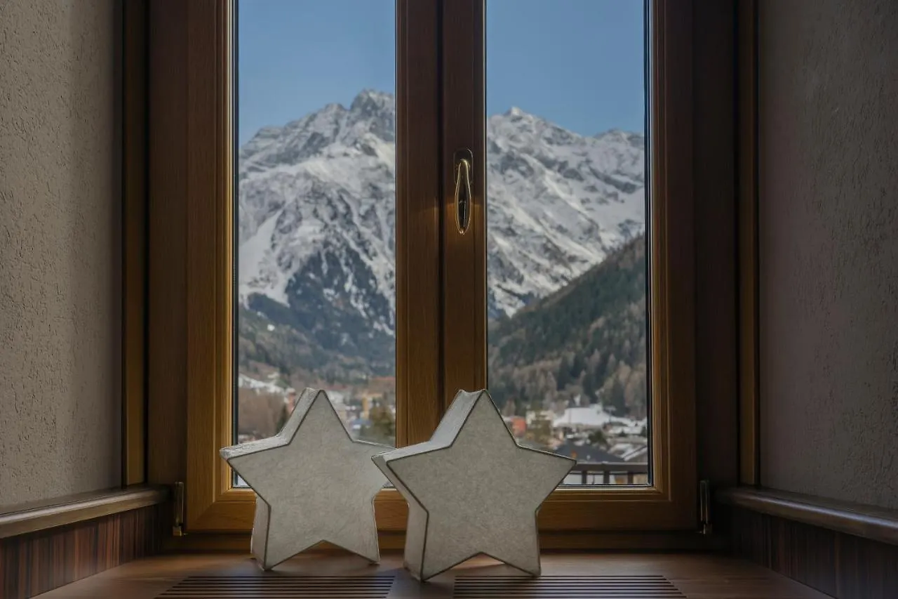 Hotel Garni Cristallo Ponte Di Legno Italie