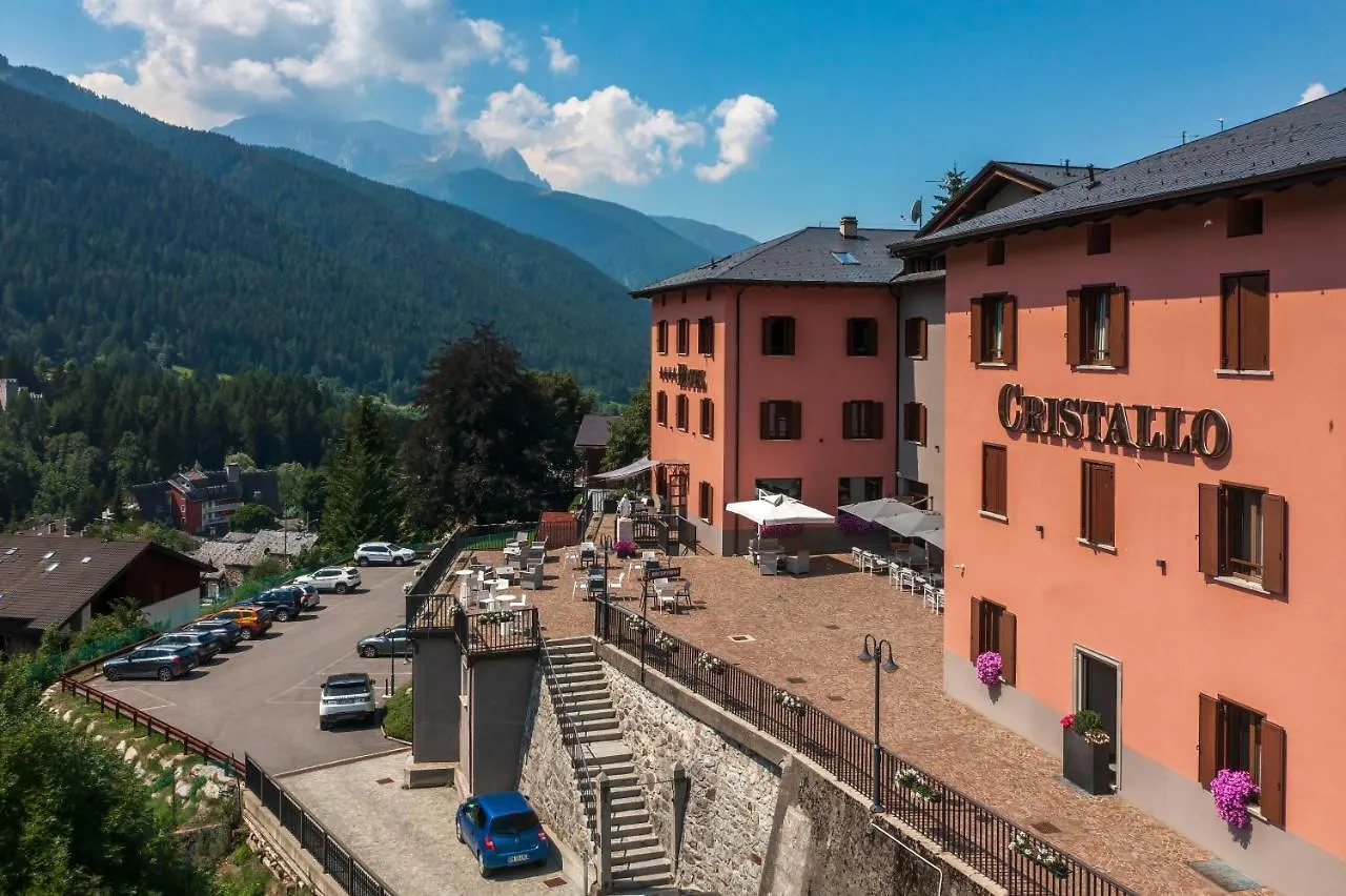 Hotel Garni Cristallo Ponte Di Legno 4*,