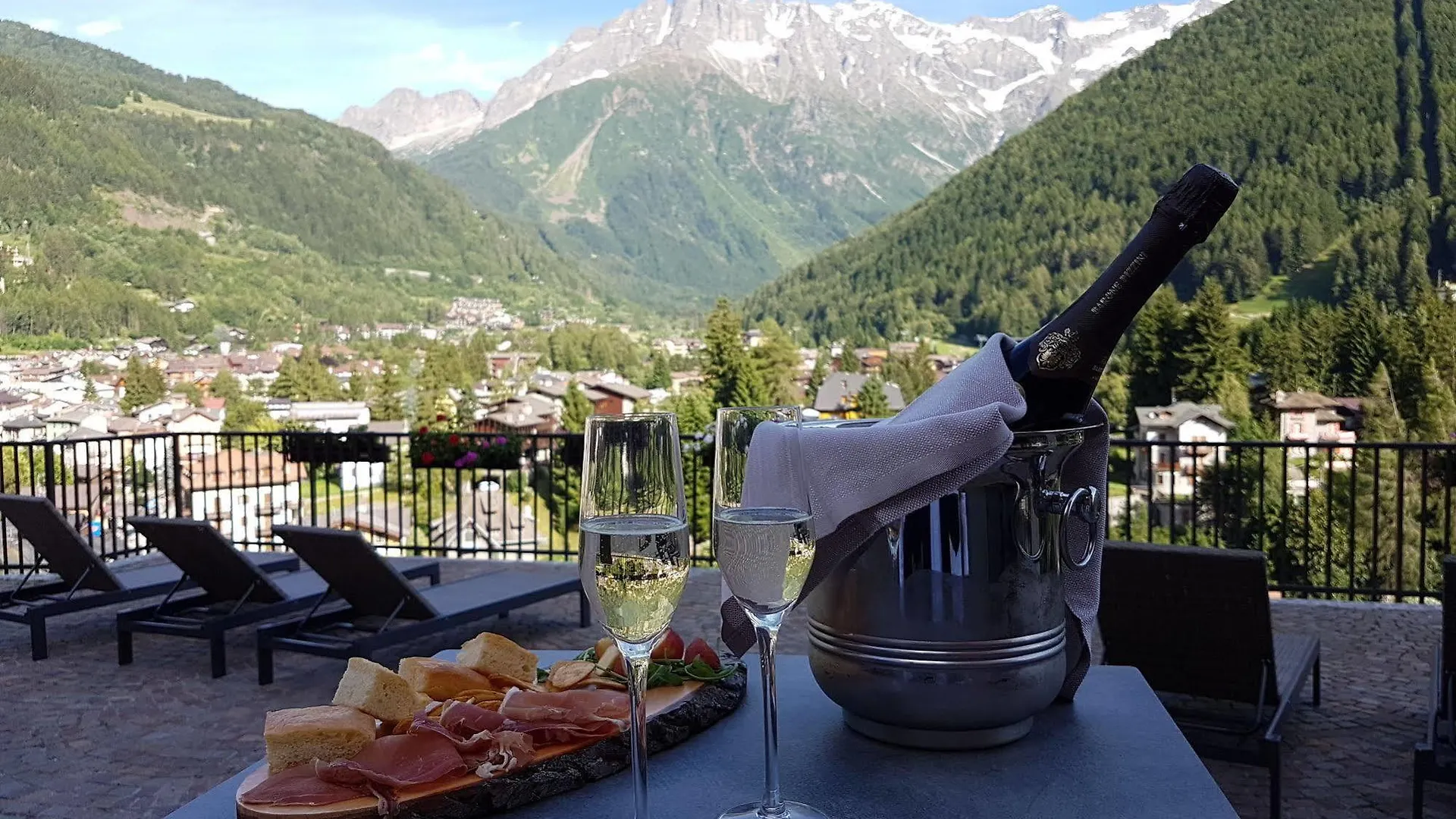 Hotel Garni Cristallo Ponte Di Legno Italie